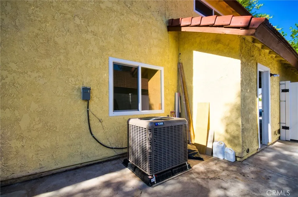 13855 Calada Drive, Moreno Valley, California 92553 home-pic-49