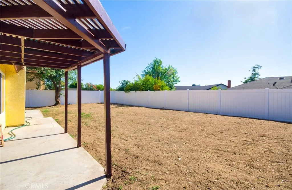 13855 Calada Drive, Moreno Valley, California 92553 home-pic-44