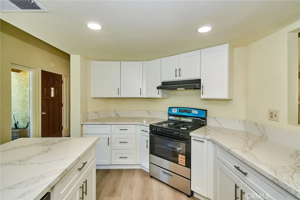 13855 Calada Drive, Moreno Valley, California 92553 home-pic-39