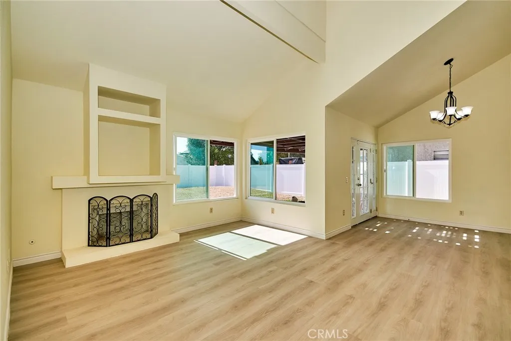 13855 Calada Drive, Moreno Valley, California 92553 home-pic-15