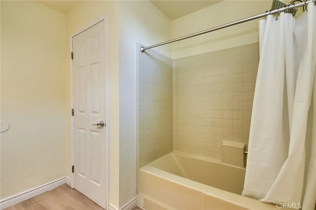 13855 Calada Drive, Moreno Valley, California 92553 home-pic-22