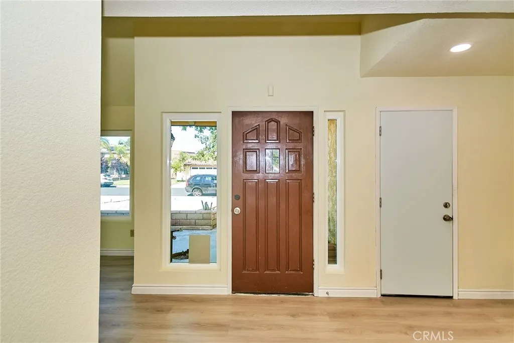 13855 Calada Drive, Moreno Valley, California 92553 home-pic-5