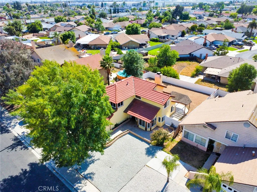 13855 Calada Drive, Moreno Valley, California 92553 home-pic-1