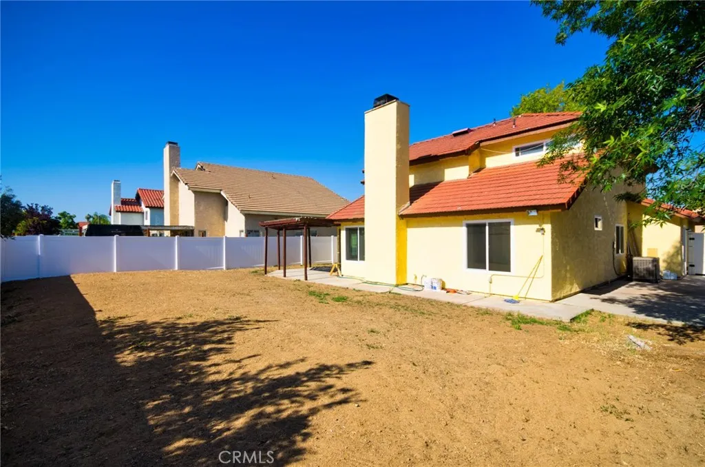13855 Calada Drive, Moreno Valley, California 92553 home-pic-47