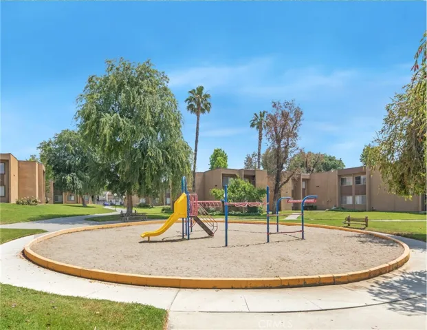 1066 N Orange Street, Riverside, California 92501