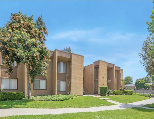 1066 N Orange Street, Riverside, California 92501