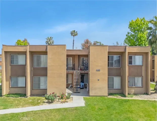 1066 N Orange Street, Riverside, California 92501