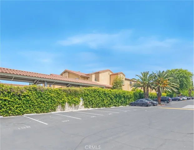 1066 N Orange Street, Riverside, California 92501