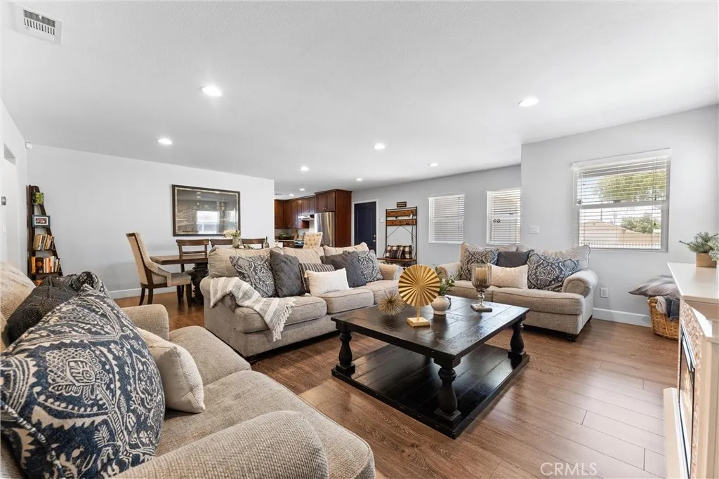 114 N Orange Avenue, Fullerton, California 92833 home-pic-13