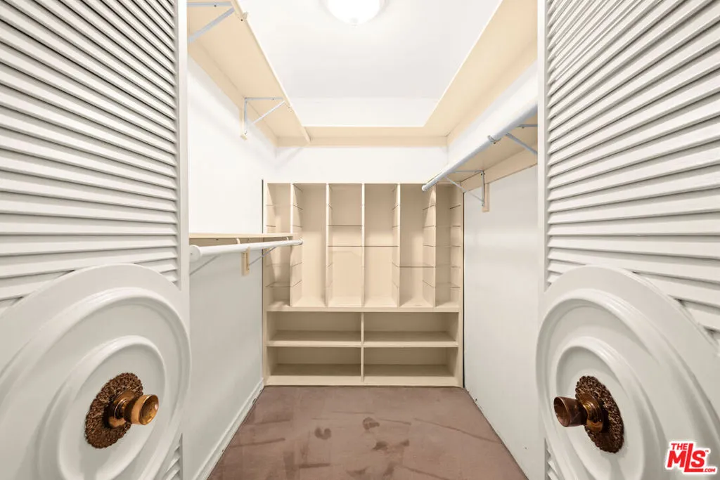 9044 Elevado Street, West Hollywood, California 90069 home-pic-13