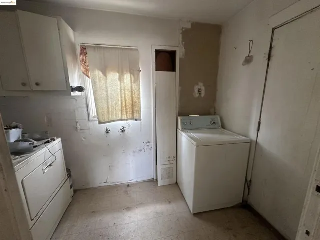 2057 84th Ave, Oakland, California 94621