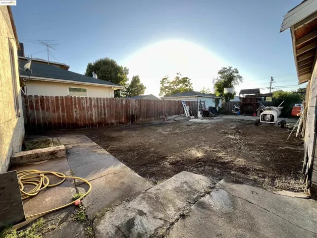 2057 84th Ave, Oakland, California 94621