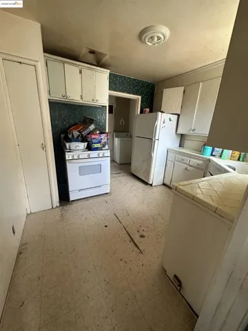 2057 84th Ave, Oakland, California 94621