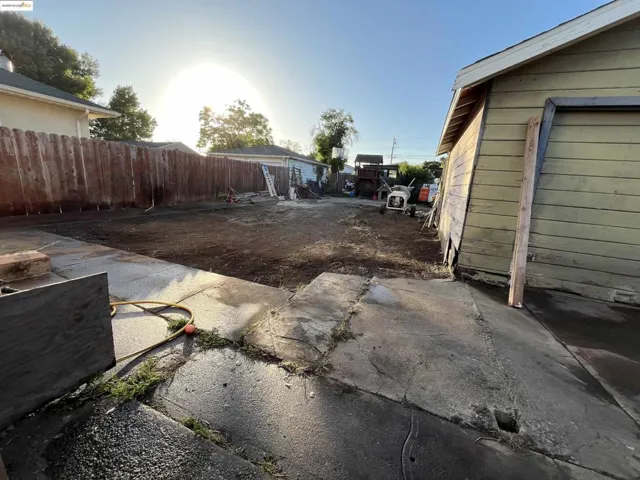 2057 84th Ave, Oakland, California 94621
