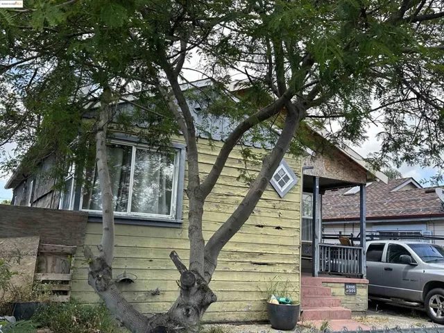 2057 84th Ave, Oakland, California 94621