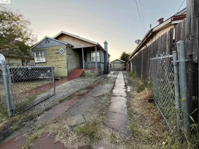 2057 84th Ave, Oakland, California 94621