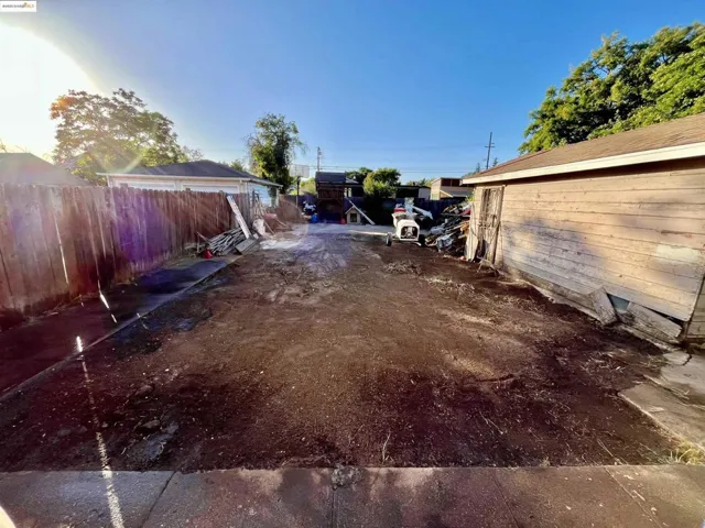 2057 84th Ave, Oakland, California 94621