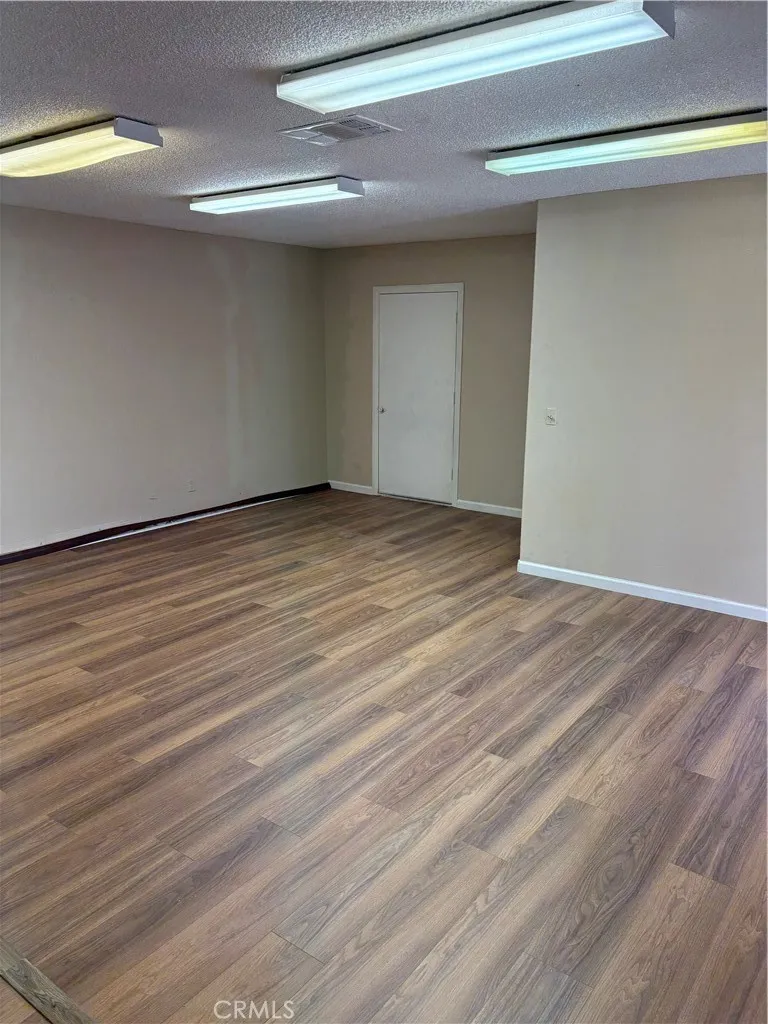 17930 Main Street, Hesperia, California 92345 home-pic-3