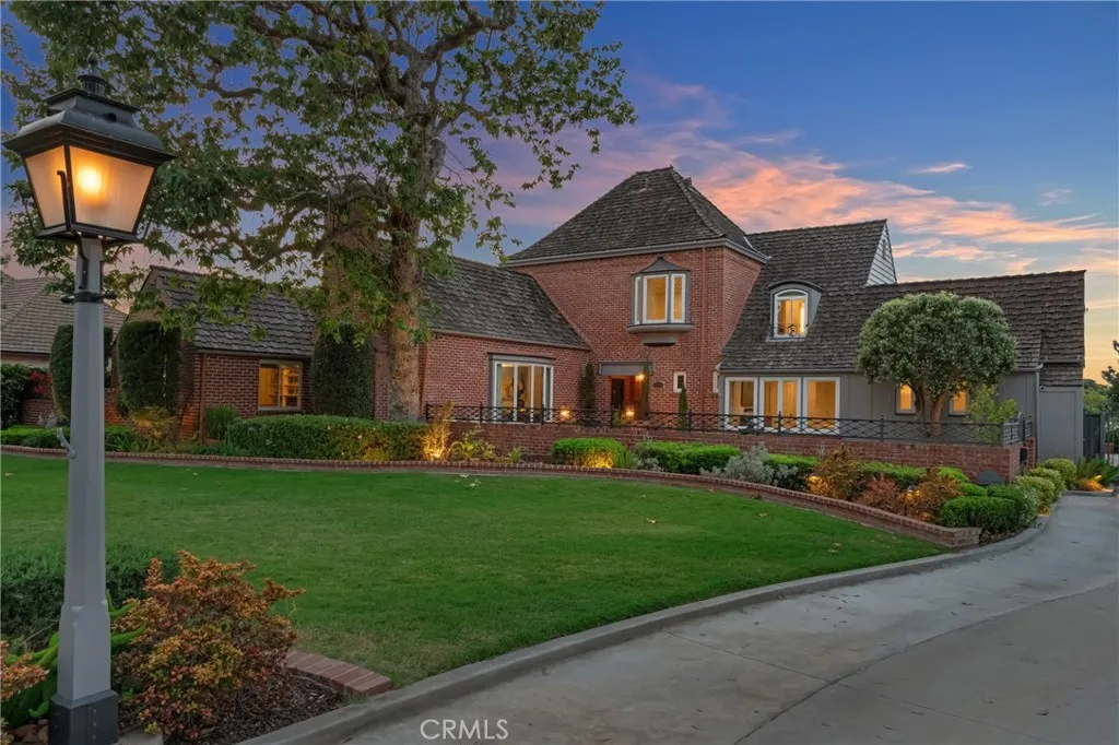 4275 Country Club Drive, Long Beach, California 90807 home-pic-2