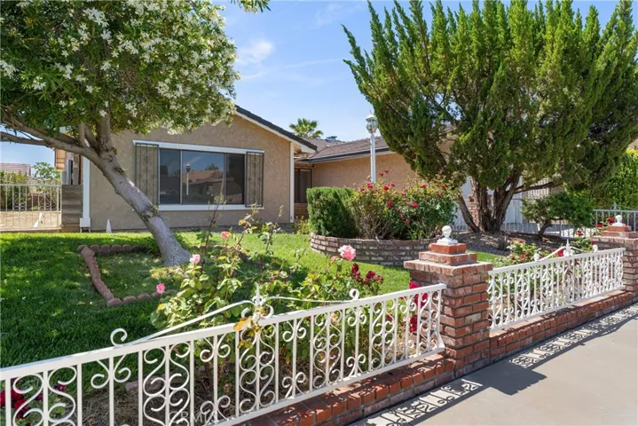 410 Fantasy Street, Palmdale, California 93551