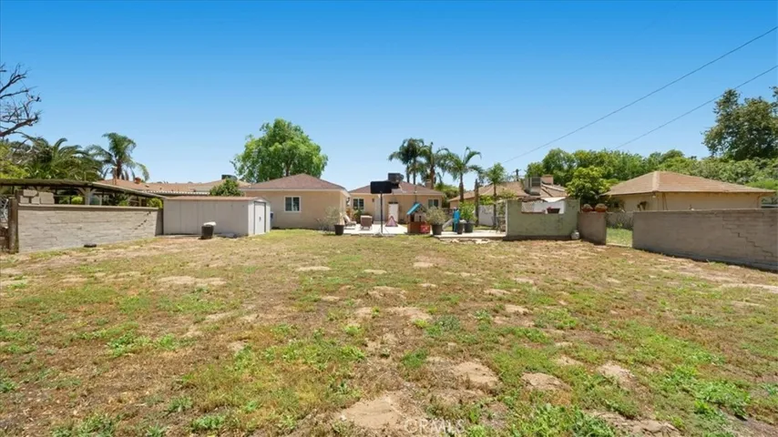 686 W 34th Street, San Bernardino, California 92405