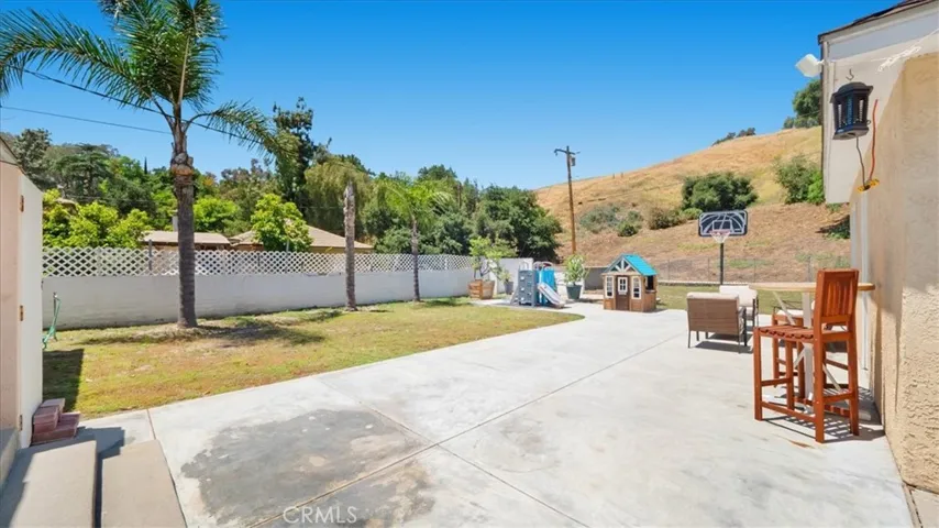 686 W 34th Street, San Bernardino, California 92405