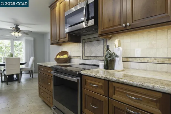 1689 Joelle Dr, Concord, California 94521