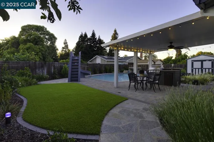1689 Joelle Dr, Concord, California 94521