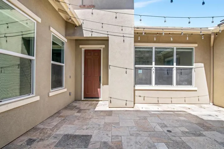 1733 Lemonadeberry Lane, Vista, California 92084