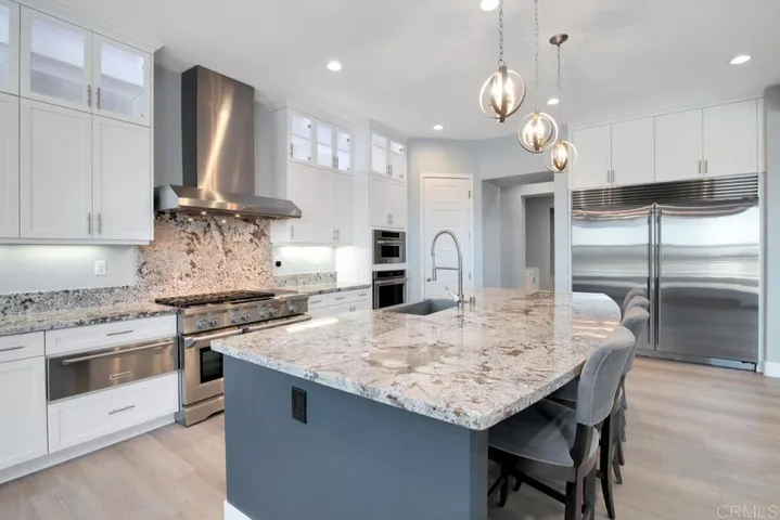 1733 Lemonadeberry Lane, Vista, California 92084