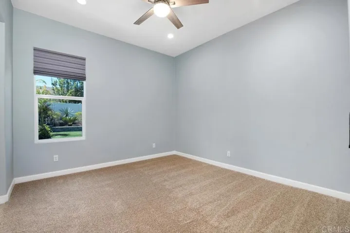 1733 Lemonadeberry Lane, Vista, California 92084