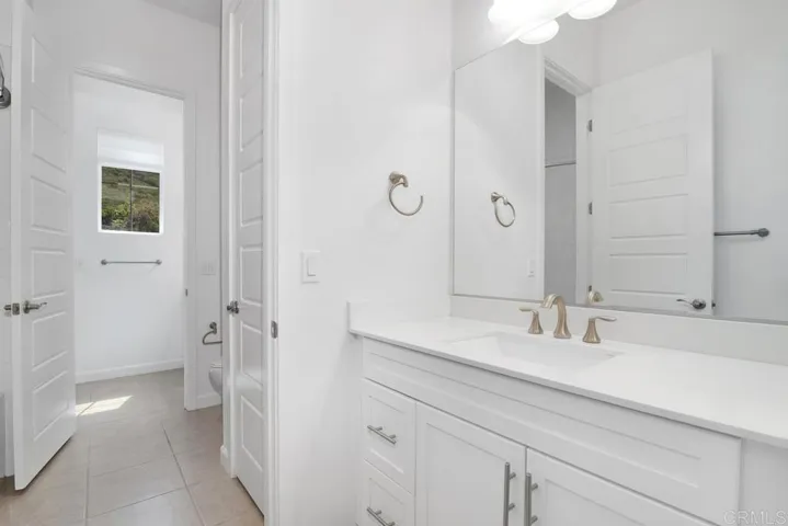1733 Lemonadeberry Lane, Vista, California 92084