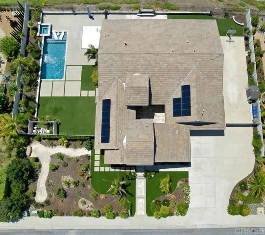 1733 Lemonadeberry Lane, Vista, California 92084