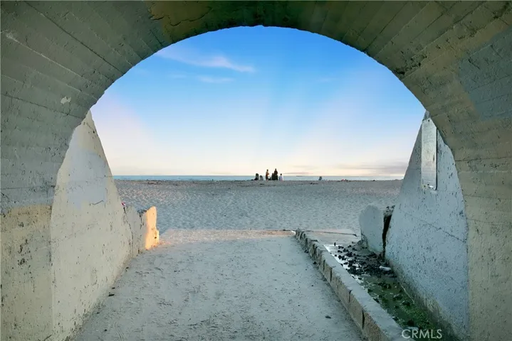 230 Esplanade, San Clemente, California 92672
