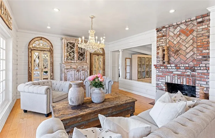 230 Esplanade, San Clemente, California 92672