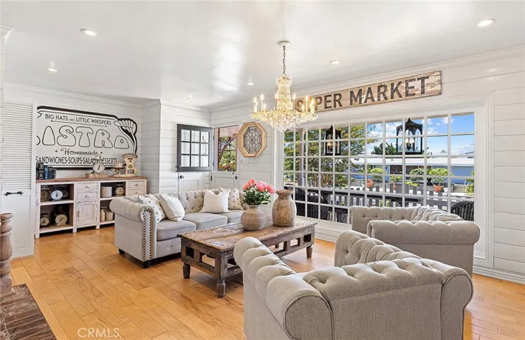 230 Esplanade, San Clemente, California 92672