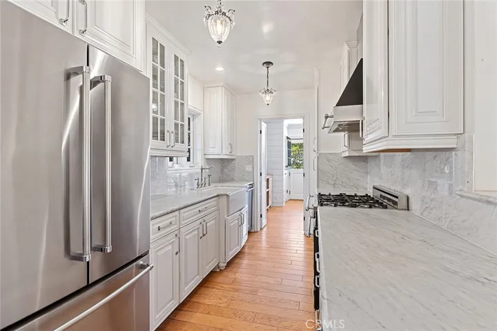 230 Esplanade, San Clemente, California 92672