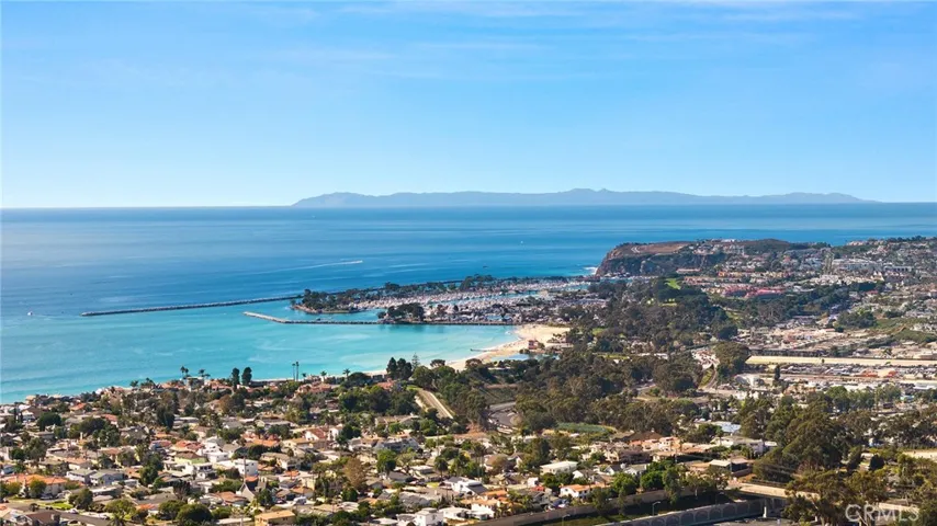 230 Esplanade, San Clemente, California 92672