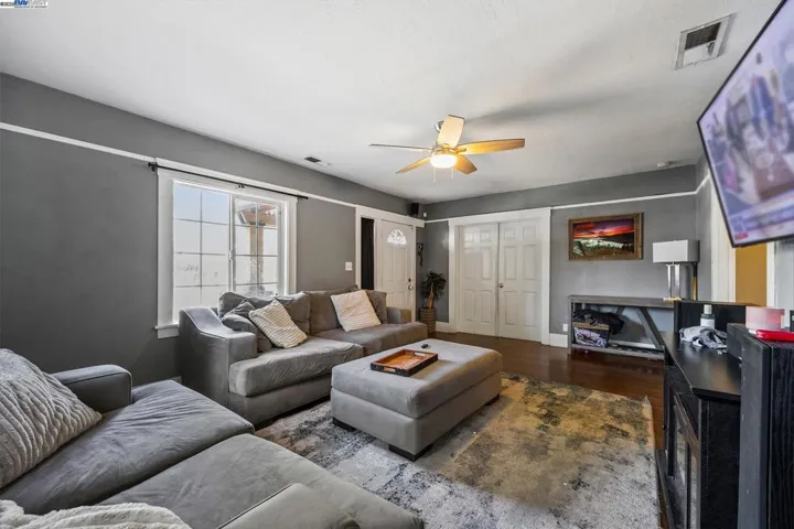 423 High St, Modesto, California 95354