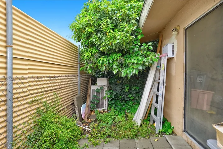 1214 Huff Street, San Bernardino, California 92410
