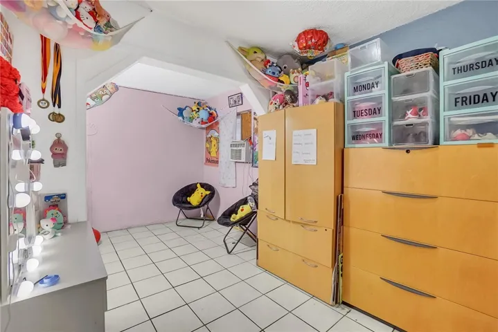 2beds 1bath