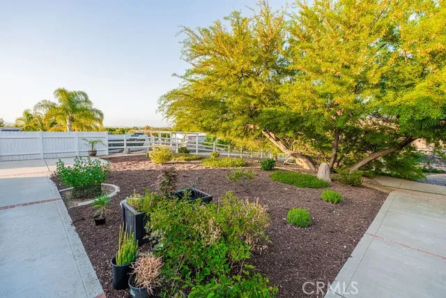36884 Hidden Trail Court, Winchester, California 92596