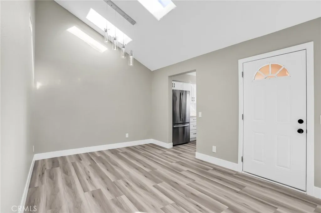 8039 E Snapdragon Lane, Anaheim, California 92808 home-pic-11