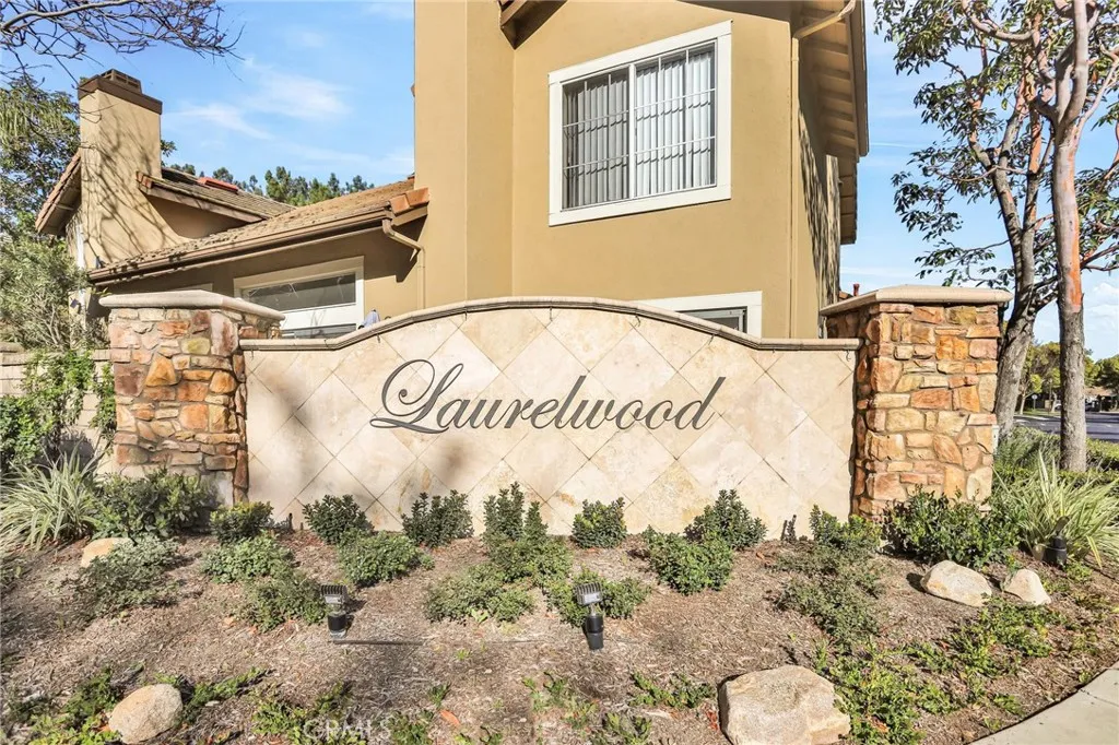 8039 E Snapdragon Lane, Anaheim, California 92808 home-pic-35