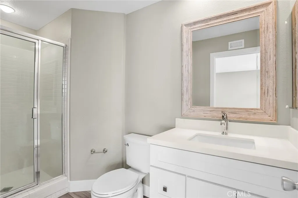 8039 E Snapdragon Lane, Anaheim, California 92808 home-pic-21