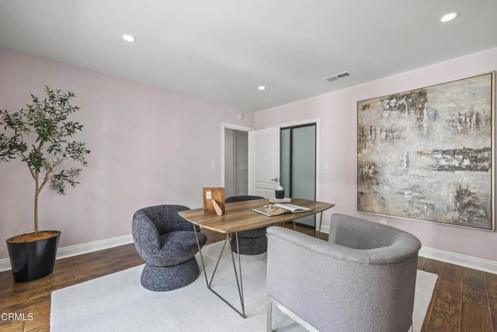 4961 Alcove Avenue, Valley Village, California 91607 home-pic-28