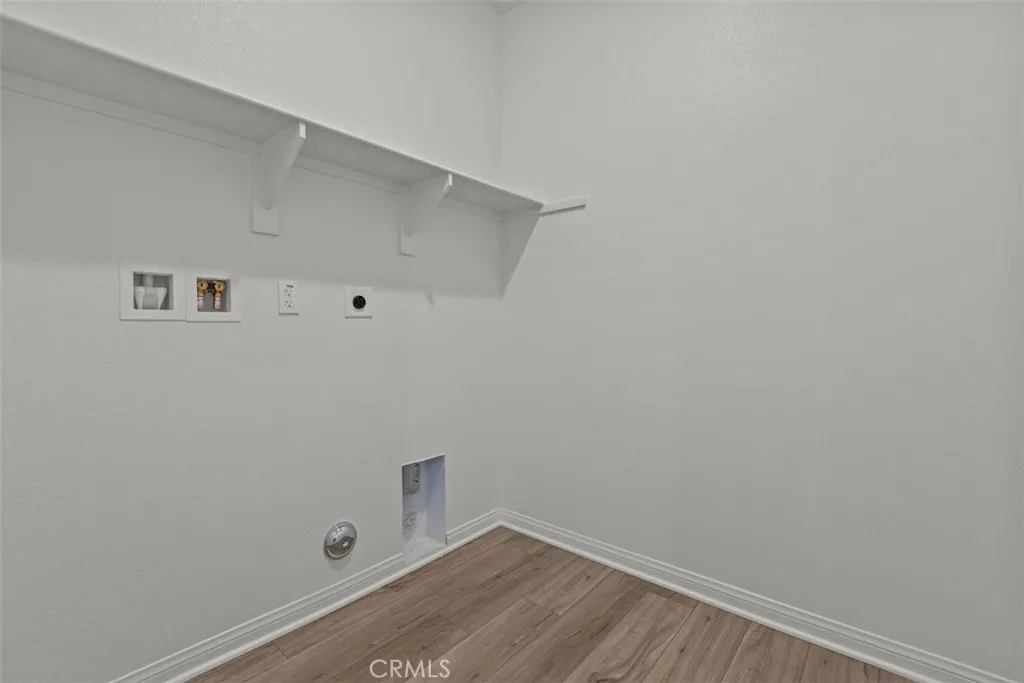 27354 Dunite Drive, Perris, California 92571 home-pic-4