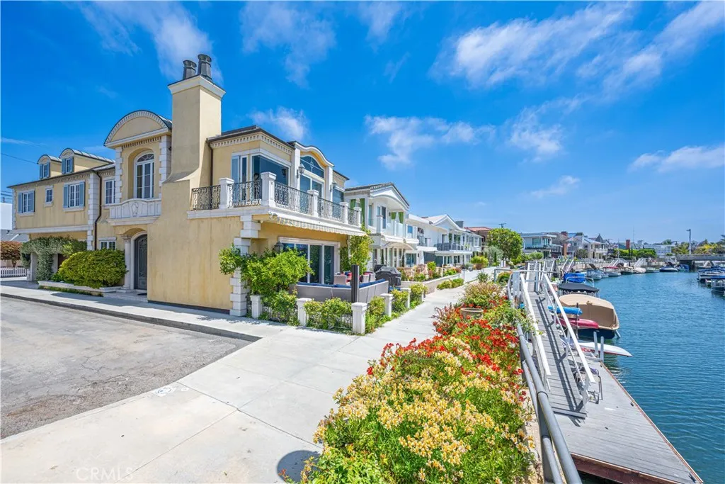 59 Rivo Alto Canal, Long Beach, California 90803 home-pic-1