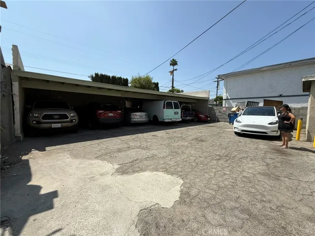 7107 Coldwater Canyon Avenue, North Hollywood, California 91605