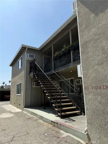 7107 Coldwater Canyon Avenue, North Hollywood, California 91605